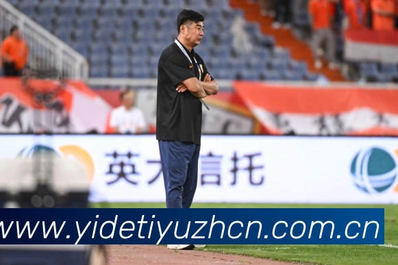 李金羽赛前正常亮相发布会仅两小时铁人宣布正式下课数据研判:最新赛事动态与深度分析 李金羽赛前正常亮相发布会仅两小时铁人宣布正式下课数据研判:最新赛事动态与深度分析